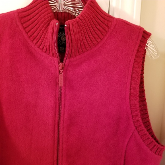 "HOST PICK" Women's Winter Red Vest - Picture 3 of 5
